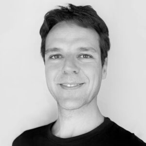 Héctor García, Author, Japan